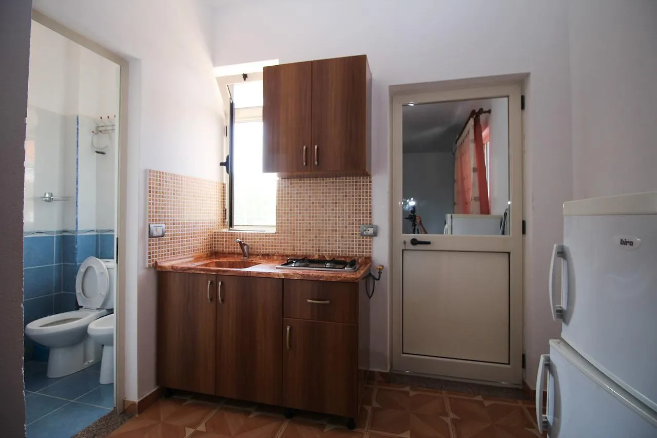 Hotel Rilindja Velipojë 0*,  Albánie
